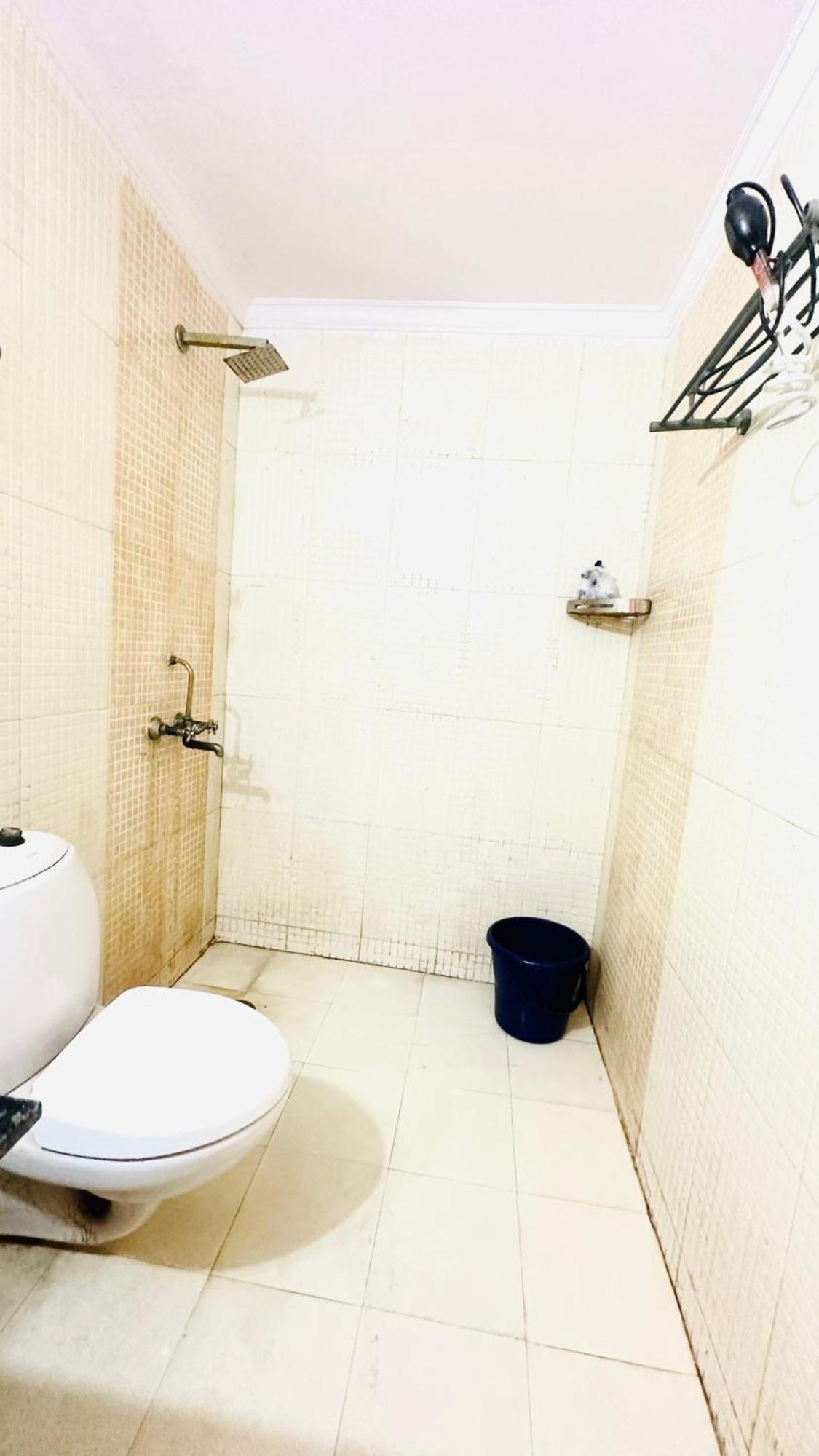 Couples Friendly Apartment New Delhi