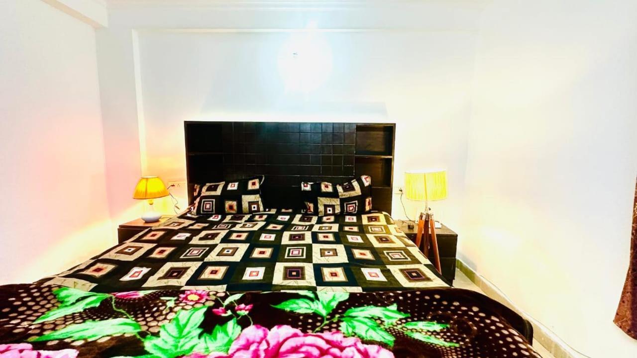Apartment Couples Friendly *